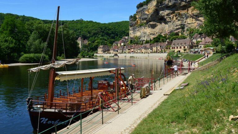 Experience the Magic of France: A Journey Through Culture, Cuisine, and Charm